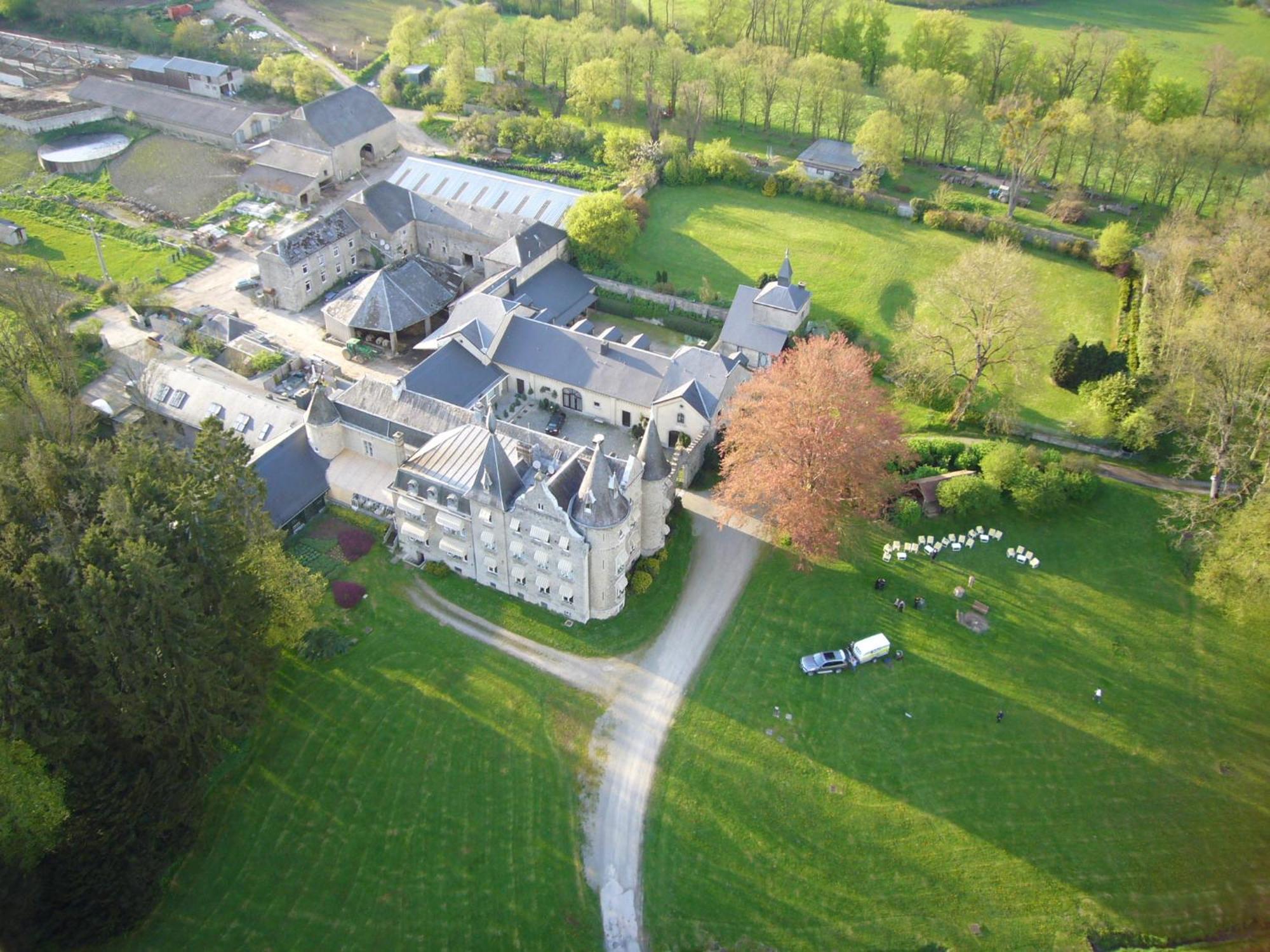 Chateau D'Hassonville Aye Exterior foto